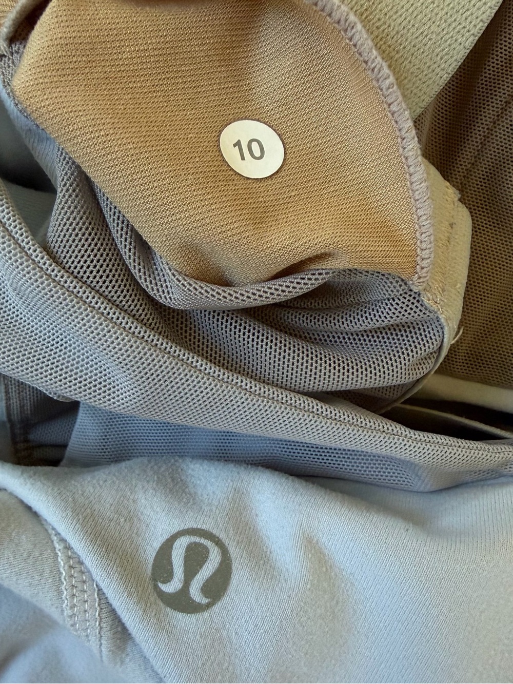 Lululemon Yoga Dance Gym Scoop Tank Top Grey Size 10 Large - Picture 4 of 4